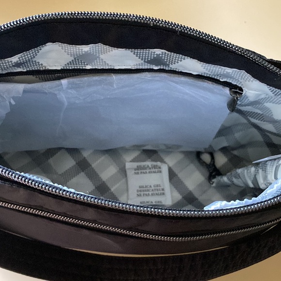 Lug Samba Black Shoulder Bag Crossbody Purse Quilted Nylon Travel Tote - Picture 7 of 9